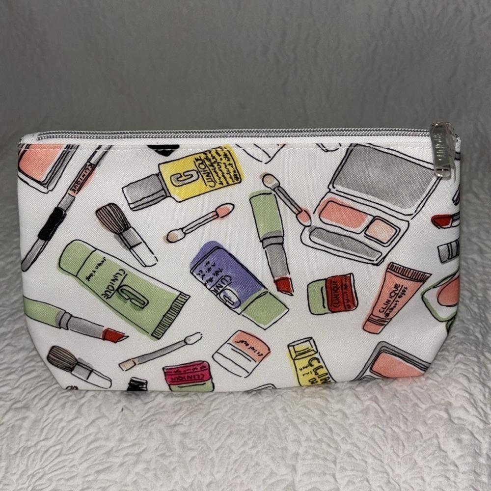 Clinique Cosmetic Bag NWOT - Picture 2 of 6